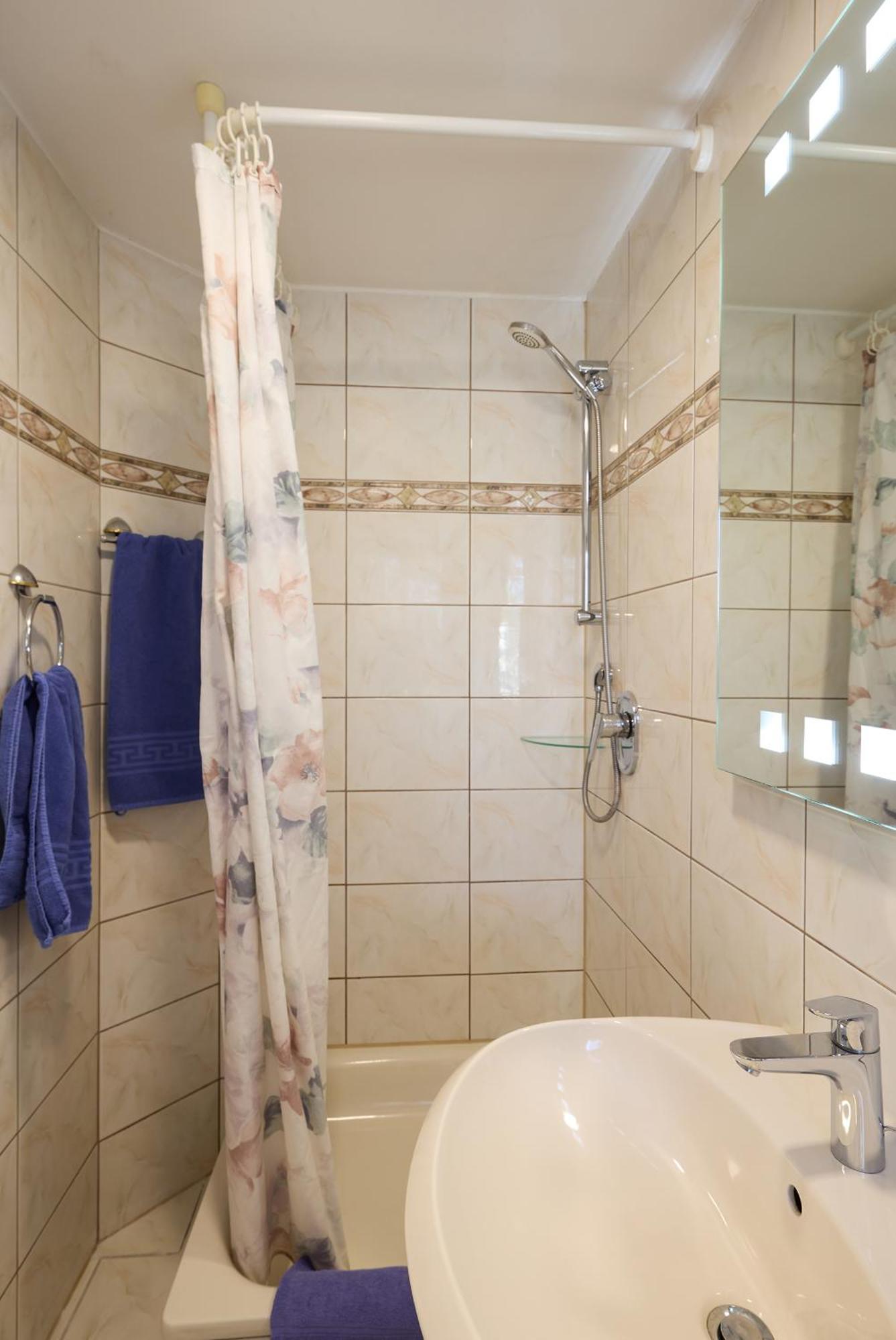 Hotel Garni Demmel 브룩뮐 외부 사진